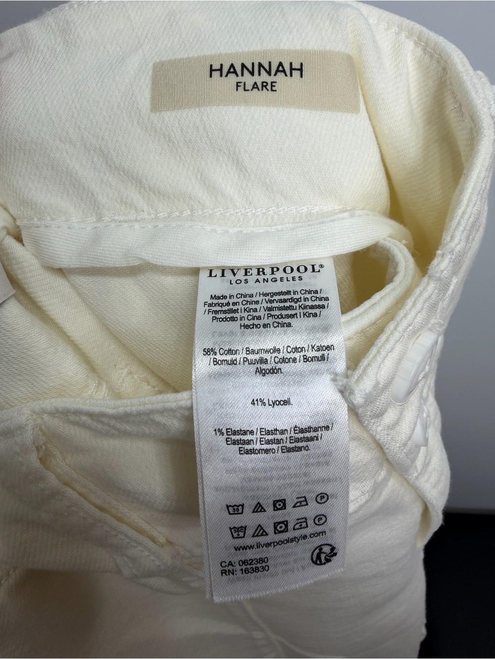 Liverpool Los Angeles Hannah Flare Cream Wide Leg Pants Size 10/30 Lyocell Blend - Picture 12 of 13
